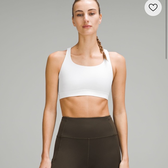 LULULEMON Energy bra. - ideal for sizes B-D. Size 6 in limited addition fuchsia! - Picture 2 of 4